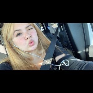 Meet your Posher, Jasmine